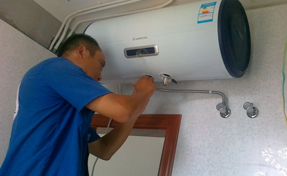 燃气热水器如何简单的修理?